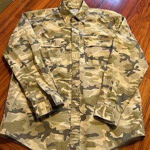 LL Bean Men's Long-sleeved Camouflage Print Twill Shirt